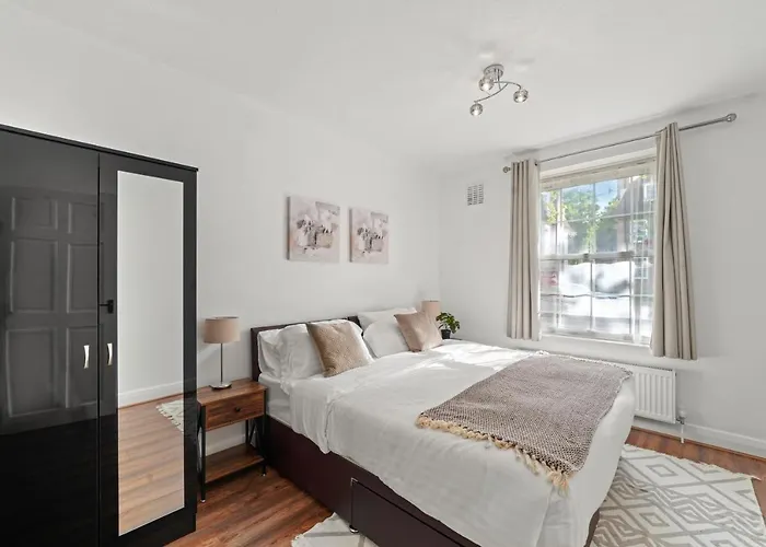 Cosy In Catford Two Bed Near Station